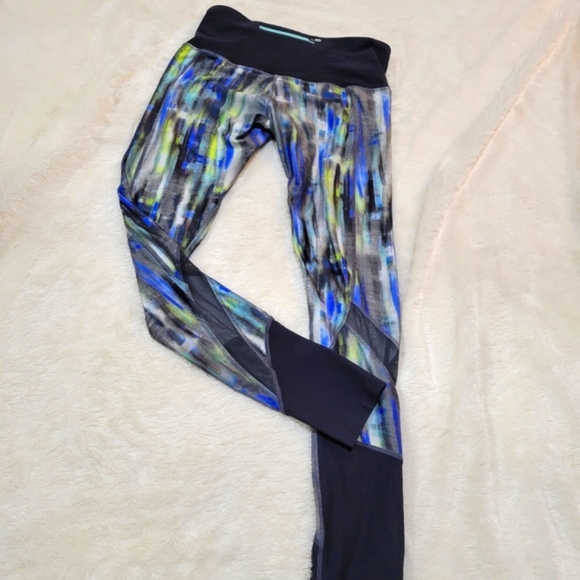 MPG - Athletic Yoga Leggings - Picture 5 of 9